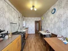 60 м², 2-комн. квартира, 1/3 этаж