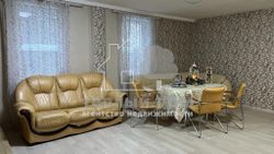 250 м², дом, с участком 1 100 м²