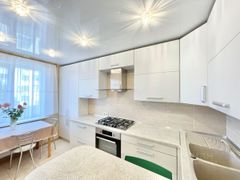 65 м², 2-комн. квартира, 2/10 этаж