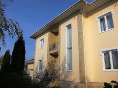 530 м², дом, с участком 23 сотки