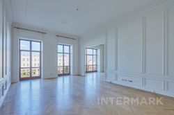 275 м², 4-комн. квартира, 5/7 этаж