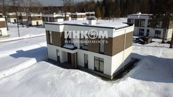 210 м², дом, с участком 5 соток