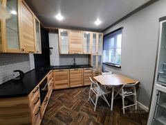 320 м², дом, с участком 5 соток