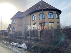 730 м², дом, с участком 18 соток