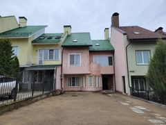 220 м², таунхаус, с участком 3 сотки