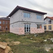 180 м², дом, с участком 6 соток