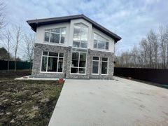 175 м², дом, с участком 6 соток