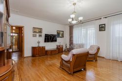 150 м², 3-комн. квартира, 2/4 этаж