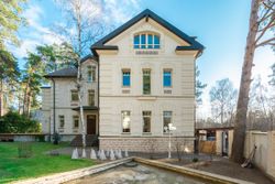 480 м², дом, с участком 14 соток