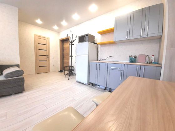 Продажа 1-комнатной квартиры 42 м², 2/5 этаж