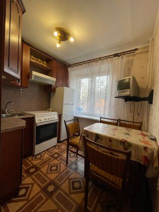 Продажа 2-комнатной квартиры 45 м², 2/5 этаж