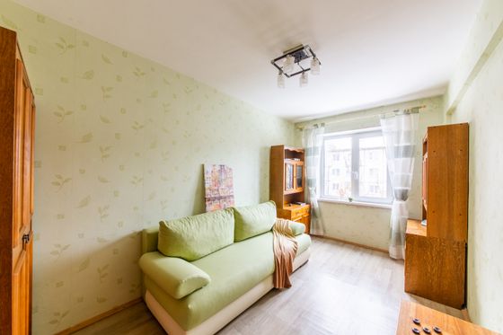 Продажа 3-комнатной квартиры 59 м², 4/5 этаж