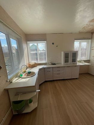 Продажа дома, 60 м², с участком 6 соток
