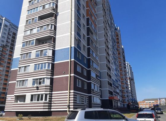 Продажа 3-комнатной квартиры 63 м², 7/19 этаж