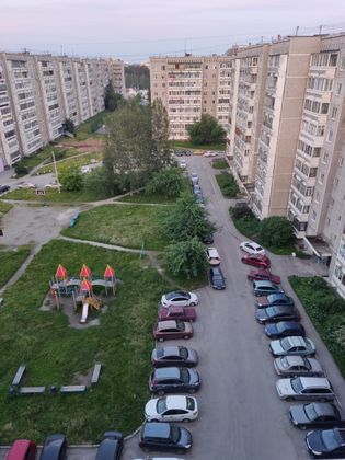 Продажа 3-комнатной квартиры 64 м², 9/9 этаж