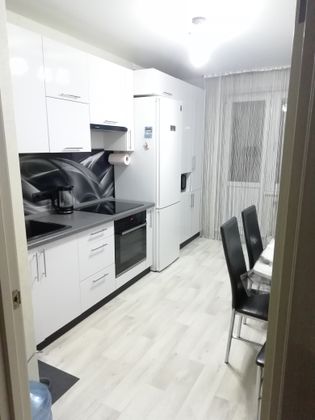 Продажа 1-комнатной квартиры 43,8 м², 2/9 этаж