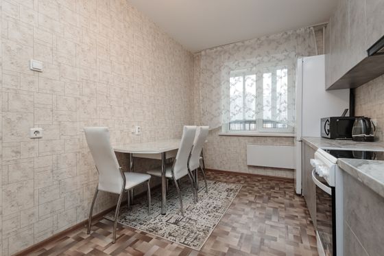 Продажа 3-комнатной квартиры 77,7 м², 2/10 этаж