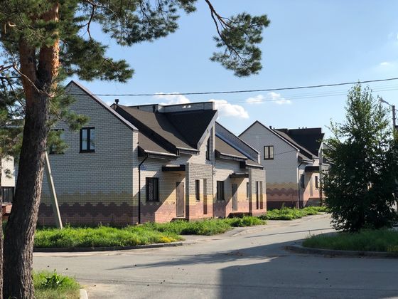 Продажа дома, 198 м², с участком 3 сотки