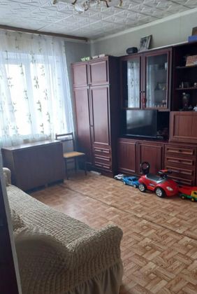 Продажа 4-комнатной квартиры 74 м², 2/5 этаж