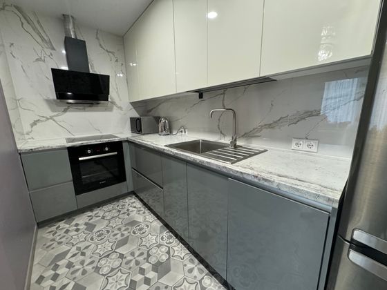 Продажа 3-комнатной квартиры 83 м², 6/12 этаж