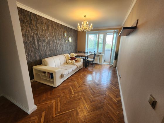 Продажа 3-комнатной квартиры 57,2 м², 9/9 этаж