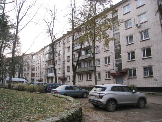 Продажа 2-комнатной квартиры 43,8 м², 2/5 этаж