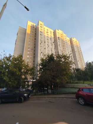 Продажа 3-комнатной квартиры 77 м², 15/17 этаж