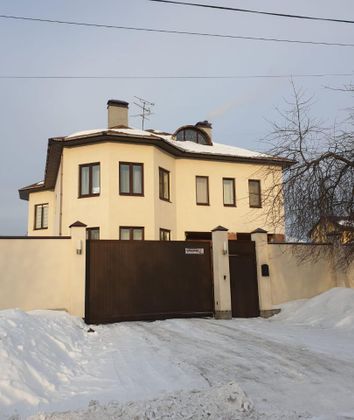 Продажа дома, 611 м², с участком 18 соток