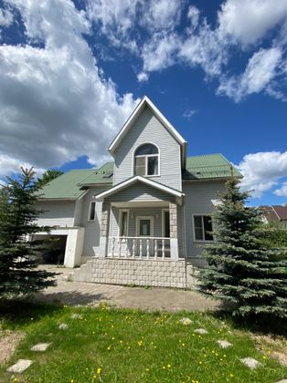 Продажа дома, 239,4 м², с участком 15 соток