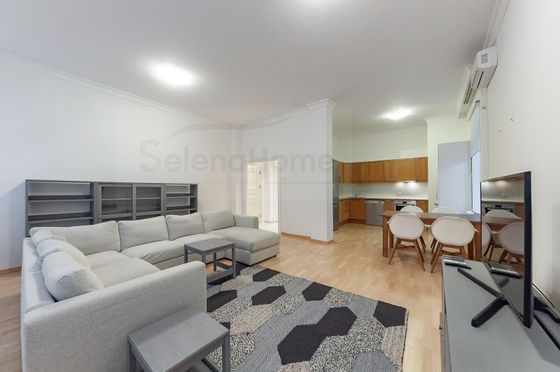 Аренда 4-комнатной квартиры 171 м², 3/6 этаж