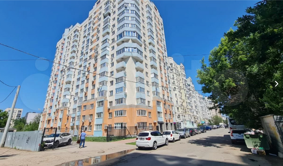 Продажа 2-комнатной квартиры 81 м², 1/16 этаж