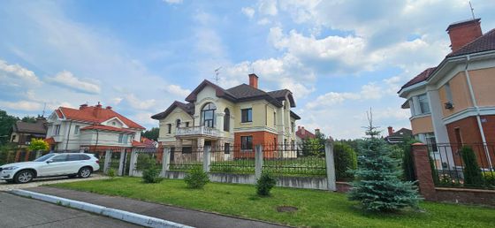 Продажа дома, 416,4 м², с участком 12 соток