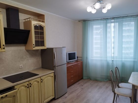 Продажа 1-комнатной квартиры 38 м², 11/37 этаж