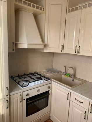 Продажа 2-комнатной квартиры 42 м², 3/5 этаж