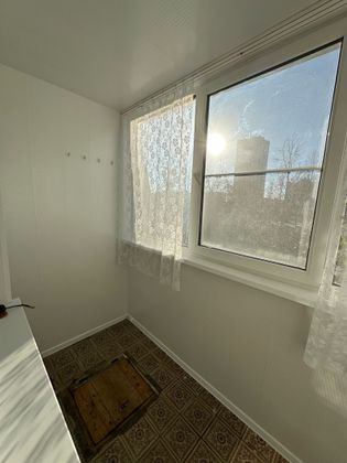 Продажа 3-комнатной квартиры 65 м², 1/9 этаж