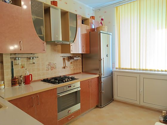 Продажа 1-комнатной квартиры 42 м², 2/5 этаж