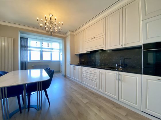 Продажа 3-комнатной квартиры 100 м², 6/17 этаж