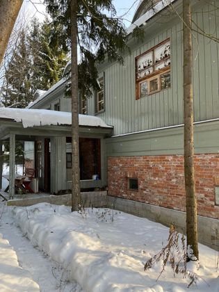 Продажа дома, 323,1 м², с участком 21 сотка