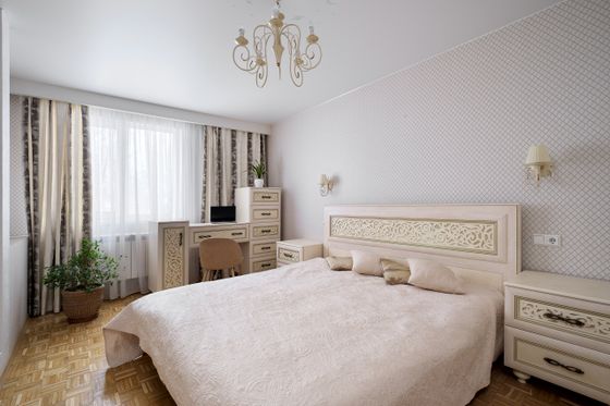 Продажа 2-комнатной квартиры 60 м², 2/18 этаж