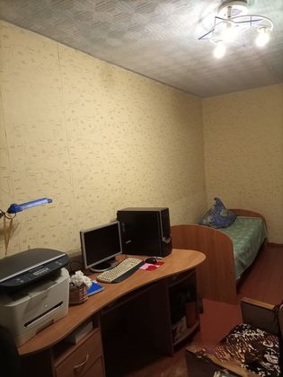 Продажа 3-комнатной квартиры 63 м², 3/3 этаж