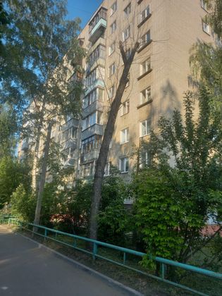 Продажа 2-комнатной квартиры 52 м², 9/9 этаж