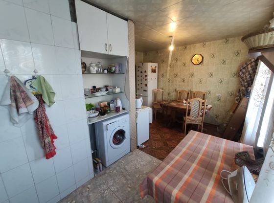 Продажа 2-комнатной квартиры 57 м², 2/4 этаж