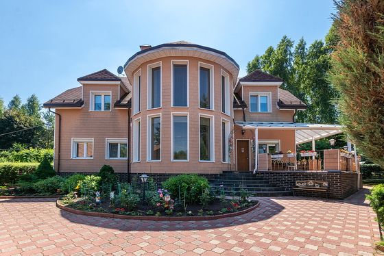 Продажа дома, 255 м², с участком 45 соток