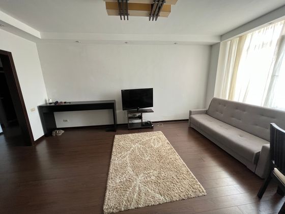 Продажа 2-комнатной квартиры 68 м², 3/9 этаж
