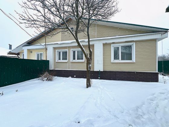 Продажа дома, 100 м², с участком 40 соток