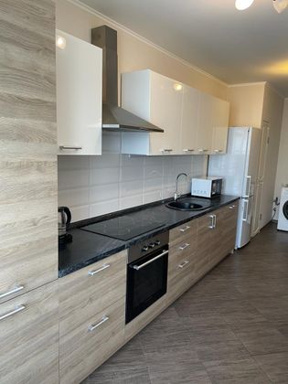 Продажа 3-комнатной квартиры 80 м², 16/27 этаж