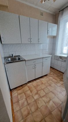 Продажа 1-комнатной квартиры 30,4 м², 1/5 этаж