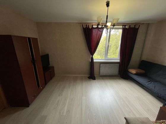 Продажа 3-комнатной квартиры 42 м², 3/5 этаж