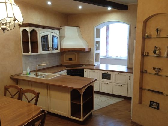 Аренда 4-комнатной квартиры 162 м², 14/17 этаж