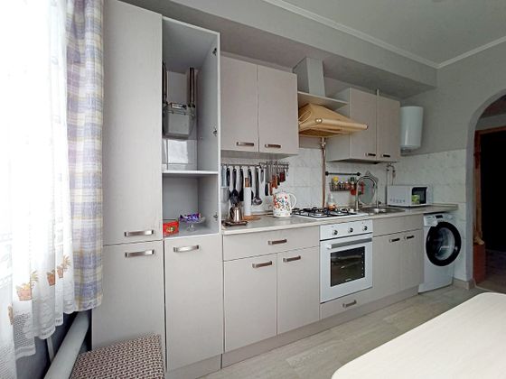 Продажа дома, 205 м², с участком 10 соток